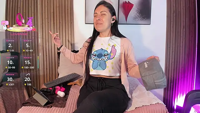 Ella Rousse online show from 10/24/25, 12:45