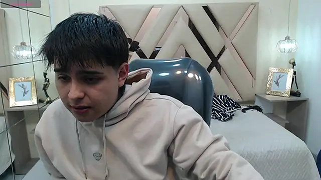 AndrewPherson online show from 02/01/25, 12:16