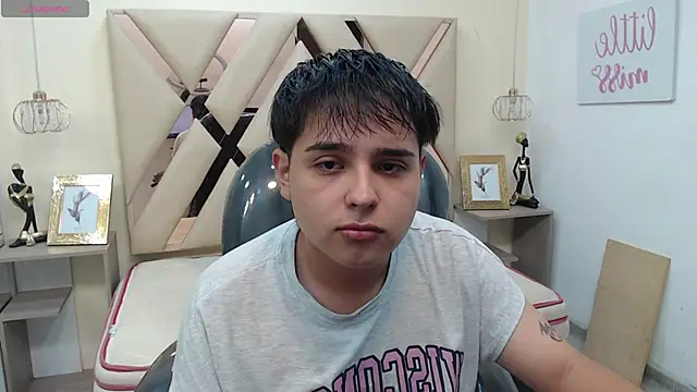 AndrewPherson online show from 02/04/25, 12:00