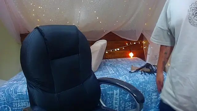 AndrewPherson online show from 02/11/25, 12:16