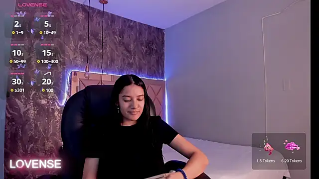 SKYLERWHIITEE online show from 01/30/25, 02:16