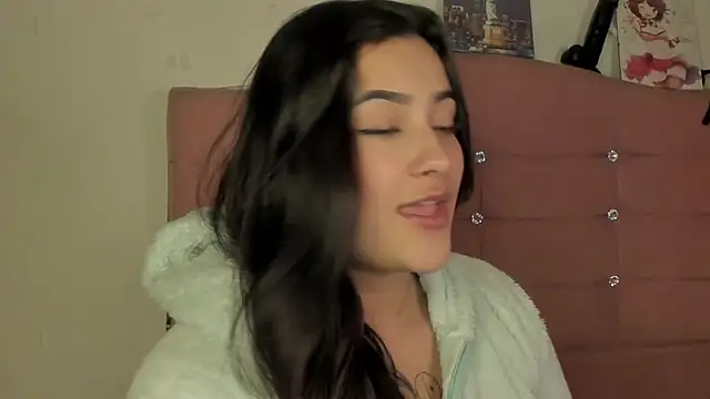 male couper online show from 12/13/24, 09:35