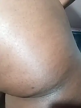 Snapshot of Wildblack22 chatting on 01/08/25, 05:48 Wildblack22 online show from 01/08/25, 05:48