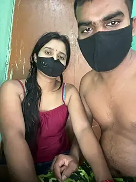 Snapshot of Suhani512 chatting on 07/14/26, 04:28 Suhani512 online show from 07/14/26, 04:28