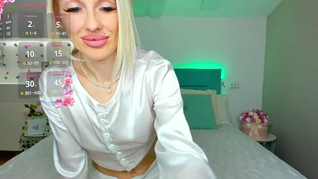 Snapshot of Lana_kitty__ chatting on 02/27/25, 09:25 Lana kitty online show from 02/27/25, 09:25