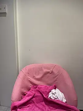 Selenaaaaa- online show from 03/08/26, 04:38