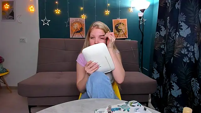 Xloe Queen online show from 01/23/25, 10:11