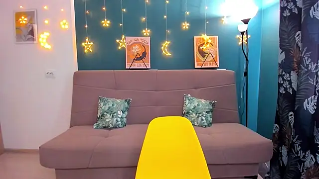 Xloe Queen online show from 03/05/25, 09:05