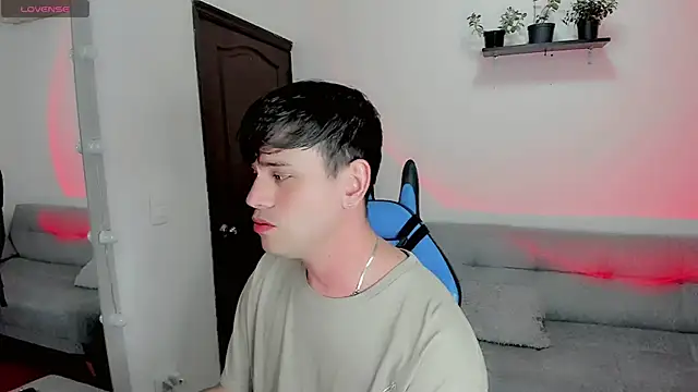 Snapshot of joe_jhon chatting on 01/28/25, 04:08 joe jhon online show from 01/28/25, 04:08