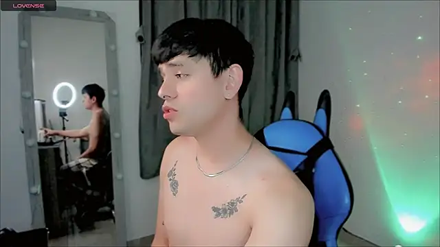 Snapshot of joe_jhon chatting on 03/17/25, 04:33 joe jhon online show from 03/17/25, 04:33