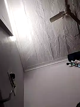 Snapshot of shalini_fire chatting on 01/08/25, 07:56 shalini fire online show from 01/08/25, 07:56