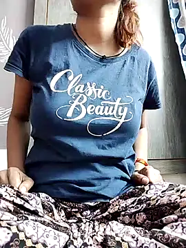 Snapshot of shalini_fire chatting on 02/22/25, 05:13 shalini fire online show from 02/22/25, 05:13