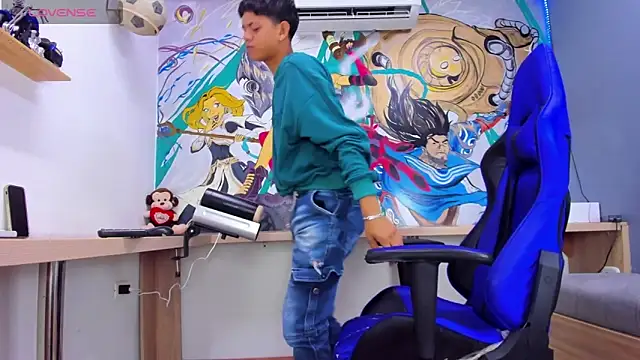 Snapshot of Jeffry_wolvess chatting on 01/06/25, 11:40 Jeffry wolvess online show from 01/06/25, 11:40