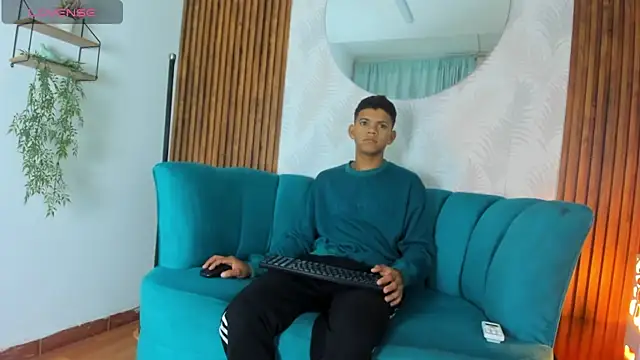 Snapshot of Jeffry_wolvess chatting on 02/28/25, 12:09 Jeffry wolvess online show from 02/28/25, 12:09