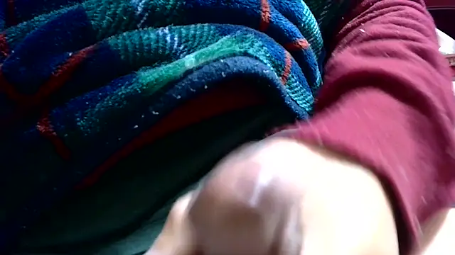 Snapshot of chome_suke chatting on 12/26/24, 01:43 chome suke online show from 12/26/24, 01:43