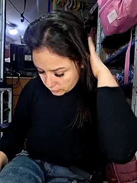 nidia2026 online show from 04/16/26, 03:02