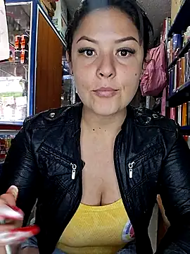 Snapshot of nidia2026 chatting on 06/24/26, 03:11 nidia2026 online show from 06/24/26, 03:11