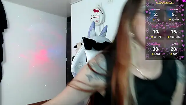 SarahXRusso online show from 12/14/24, 06:56