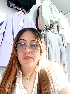 SarahXRusso online show from 01/28/25, 09:29