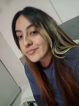 SarahXRusso online show from 02/05/25, 06:13