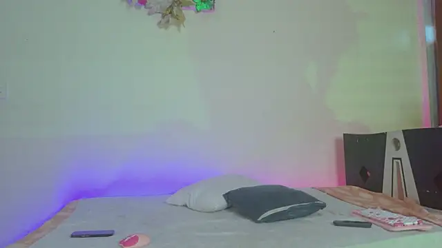 Little maeve online show from 12/21/25, 09:44