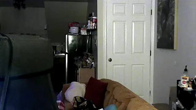 BigKittyRaven online show from 12/05/24, 01:14