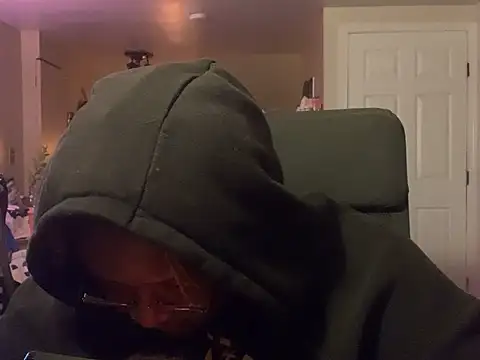 BigKittyRaven online show from 01/23/25, 04:19