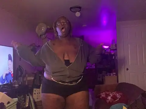 BigKittyRaven online show from 02/27/25, 04:52