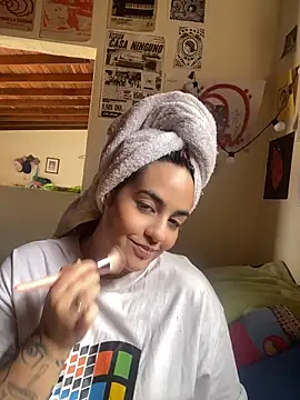 name less lulu online show from 04/19/26, 06:21