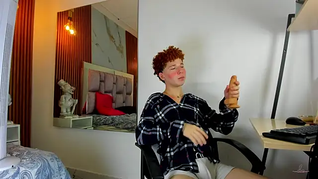 Snapshot of _Brihan chatting on 12/19/24, 10:53 Brihan online show from 12/19/24, 10:53