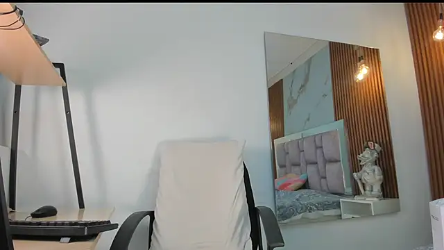 Snapshot of _Brihan chatting on 01/03/25, 08:54 Brihan online show from 01/03/25, 08:54