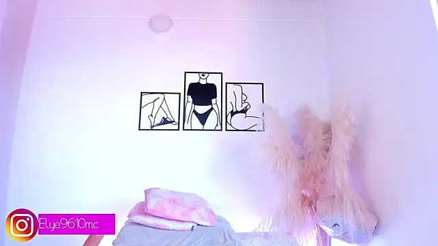 ellie mcdonald online show from 04/09/26, 02:55