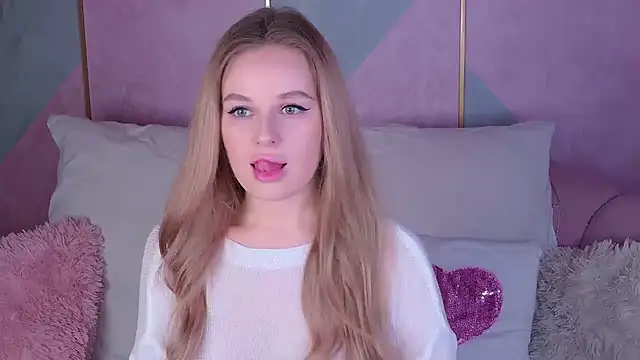 BeatriceEsmont online show from 02/09/25, 08:34