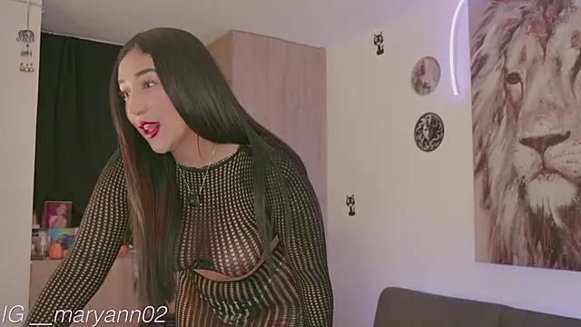 Maryann jones online show from 11/20/25, 01:11