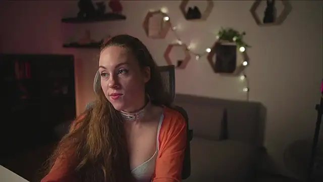 Berberis  Silene online show from 10/06/25, 07:00