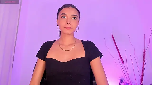 AnabelWolf online show from 02/25/25, 08:41