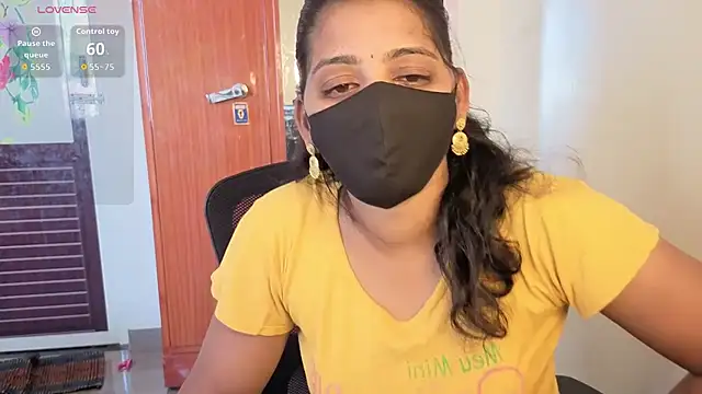 Tamil Shalini Lustyy online show from 04/12/26, 09:36