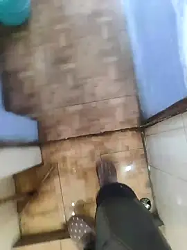 Snapshot of shale26 chatting on 12/14/24, 03:07 shale26 online show from 12/14/24, 03:07