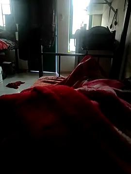 Snapshot of shale26 chatting on 01/09/25, 03:26 shale26 online show from 01/09/25, 03:26