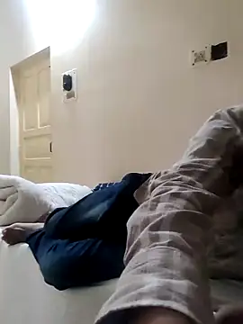 Snapshot of shale26 chatting on 09/21/25, 08:16 shale26 online show from 09/21/25, 08:16