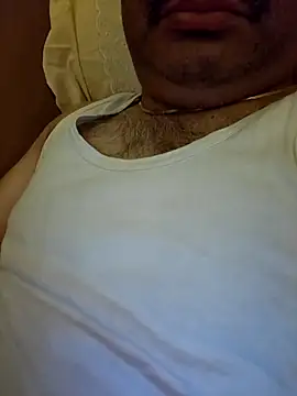 Snapshot of samee00721 chatting on 12/21/24, 10:08 samee00721 online show from 12/21/24, 10:08