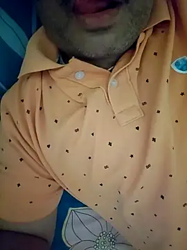 Snapshot of samee00721 chatting on 12/22/24, 01:00 samee00721 online show from 12/22/24, 01:00