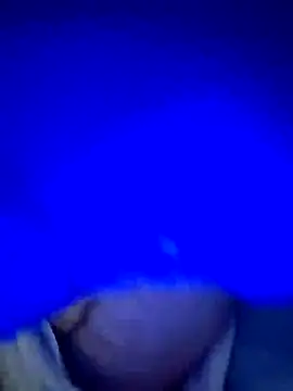 Snapshot of samee00721 chatting on 01/15/25, 04:32 samee00721 online show from 01/15/25, 04:32