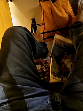 Snapshot of samee00721 chatting on 10/26/25, 05:19 samee00721 online show from 10/26/25, 05:19