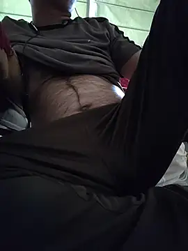 samee00721 online show from 04/12/26, 10:09