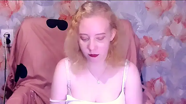 Snapshot of MelxMellie chatting on 12/01/25, 06:24 MelxMellie online show from 12/01/25, 06:24