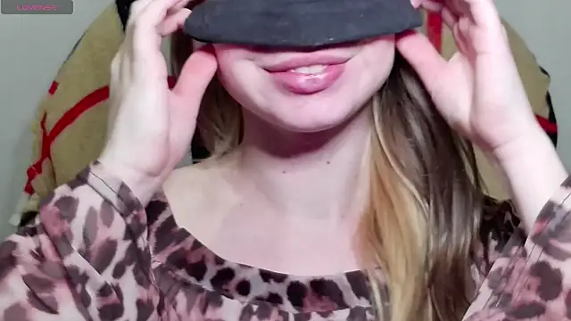 Mikki5P online show from 01/18/25, 08:19