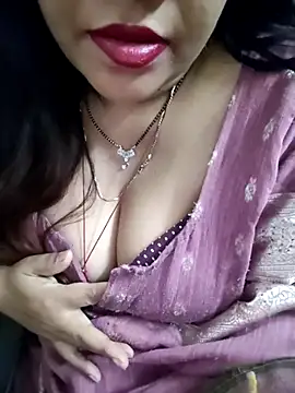 Mayuri77 online show from 05/26/26, 07:43