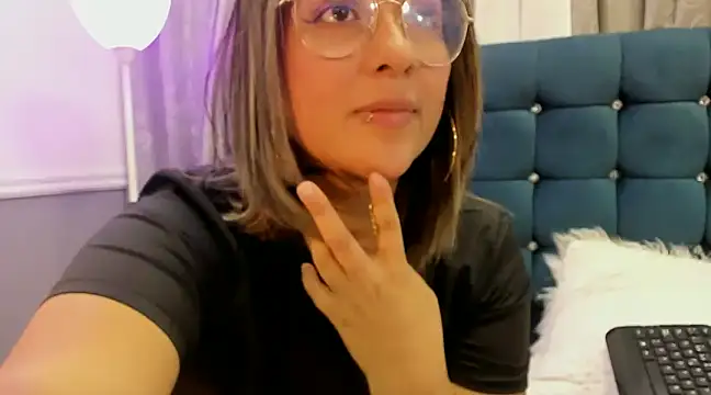 Pandoracherry online show from 02/27/25, 05:34