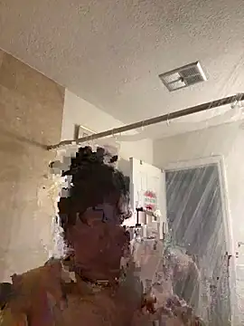 Snapshot of shyfr34k chatting on 09/25/25, 08:45 shyfr34k online show from 09/25/25, 08:45